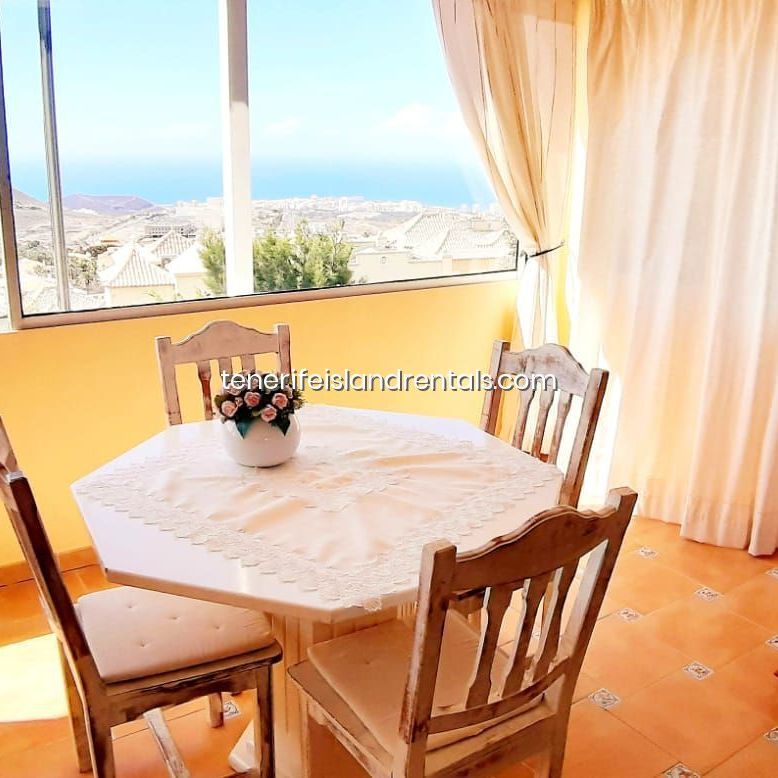 Apartment in Chayofa, for rent - Photo 1