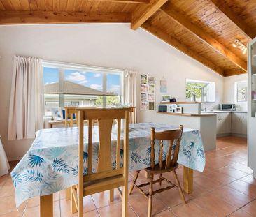Manly, 3 Bedroom with large study and garden. - Photo 3