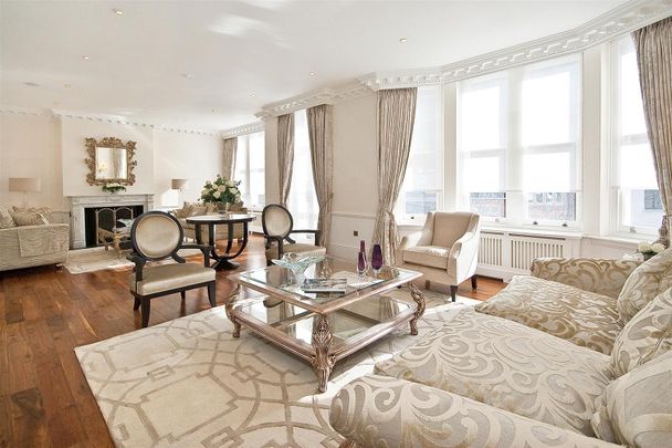 HERBERT CRESCENT, SW1X, London - Photo 1