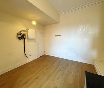 Studio to rent - Photo 6