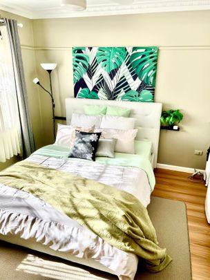 Thomastown - Photo 1