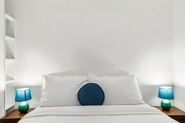 2 Bed, Central, Fully Furnished, Covered Carpark - Photo 1