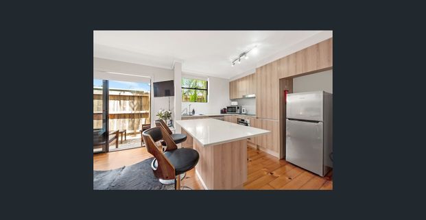 Fully Furnished Renovated Studio Apartment - Photo 1