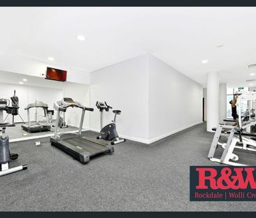 Location & Lifestyle Combined: Two Bedroom Apartment with Resort Fa... - Photo 3