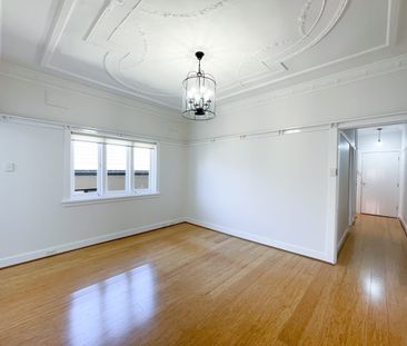 Beachside Living in Bronte - Photo 6