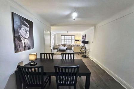 Ivor Court, Gloucester Place, Marylebone, London, NW1 - Photo 4