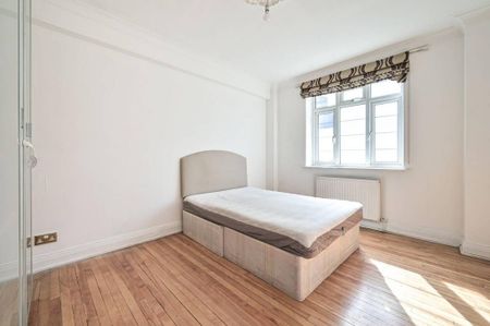 4 bedroom flat to rent - Photo 2