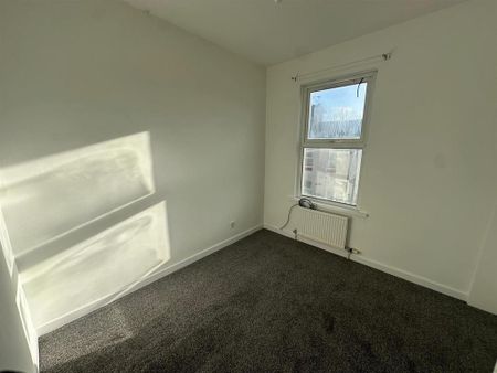 2 bedroom property to rent - Photo 4