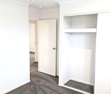 AVAILABLE 08/11/2025 - 4 BEDROOM- 2 BATHROOM FULLY DUCTED AIR-CONDI... - Photo 5