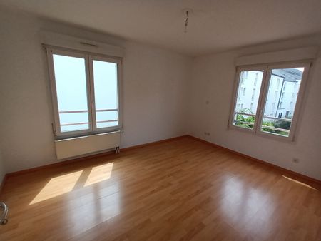 Location Appartement 3 pièces 76m² - Photo 5