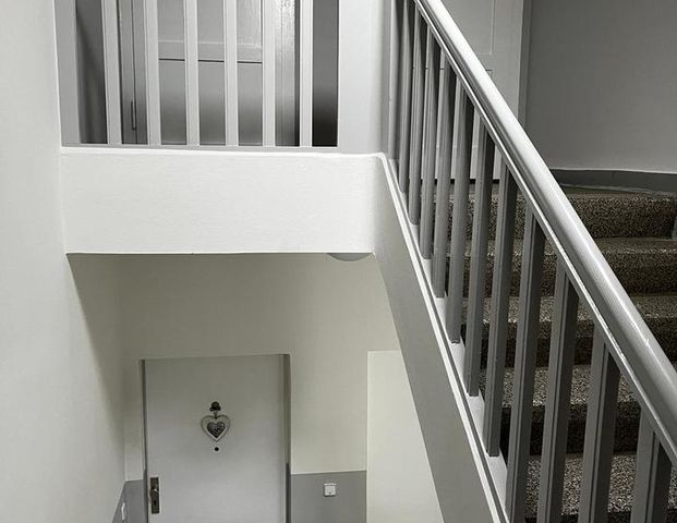 ++SCHICKE 3-R. WHG+M. BALKON+DUSCHBAD M. FENSTER+!!+++ - Foto 1