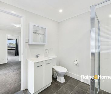 Neat 3-Bedroom Home in Lake Munmorah - Photo 4