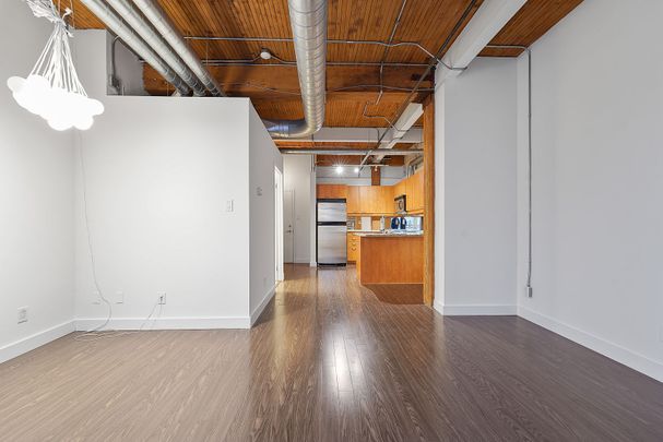 For Lease - 955 Queen Street Unit# 324, Toronto, Ontario - Photo 1