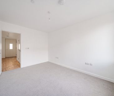 Bowline Street, Barking, IG11 - Photo 2