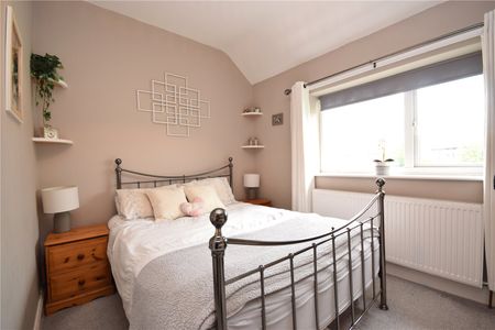 38, Oak Avenue, Garforth, Leeds, West Yorkshire, LS25 1PJ - Photo 2