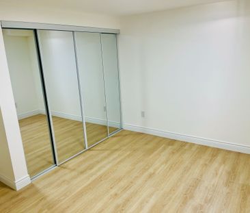 For Lease - 1342 Canford Crescent, Mississauga, Ontario - Photo 2