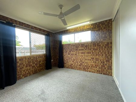 NEAT AND TIDY UNIT AT THE BEACH - Photo 2