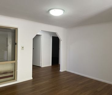 Charming 3-Bedroom Home in Sunshine North - Photo 4