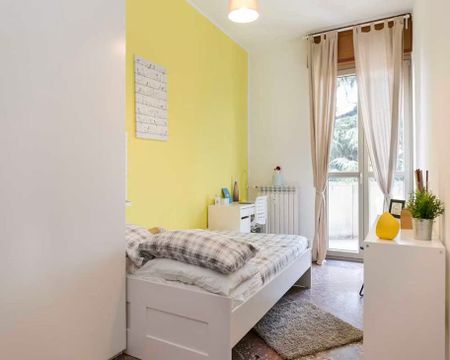 Viale Giovanni Vicini, Bologna, Emilia-Romagna 40134 - Photo 4