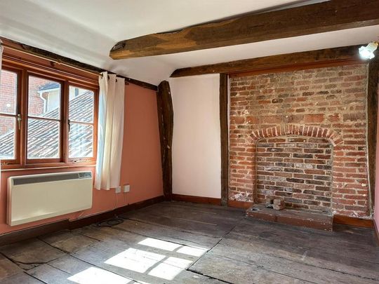 3 bedroom semi-detached house to rent - Photo 1