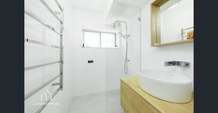 Ocean Front Apartment - Photo 3