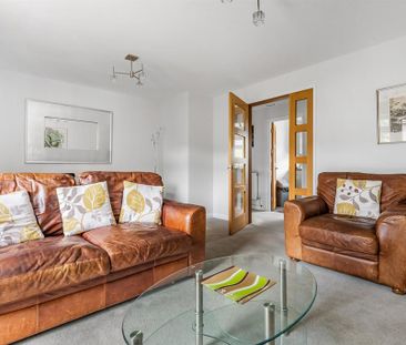 2 bedroom apartment to rent - Photo 6