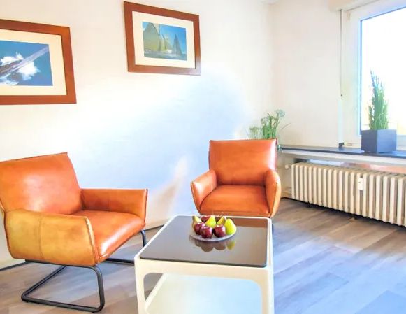 HELLES MÖBELIERTES APARTMENT MIT BALKON NÄHE GERICHT KREFELD - Foto 1