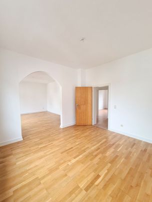 Zentrale 4-Zimmer-Wohnung für Familien - Photo 1