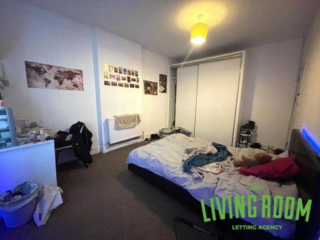 4 bedroom house to rent - Photo 2