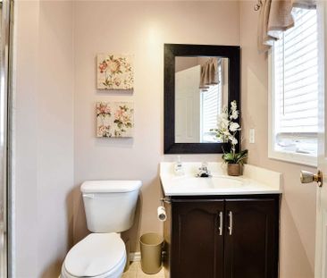 For Lease - 33 Fenflower Court, Brampton, Ontario - Photo 2