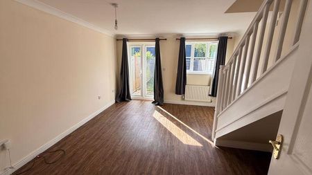 2 bedroom terraced house to rent - Photo 3