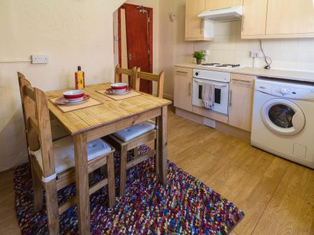 2 bedroom house to rent - Photo 4