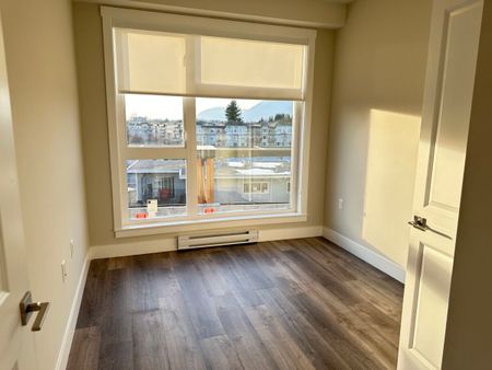 2 Bedroom Condo at Yaletown Living - Photo 4