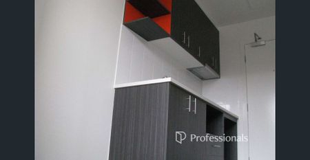 Student Apartment In Great Location - Photo 3