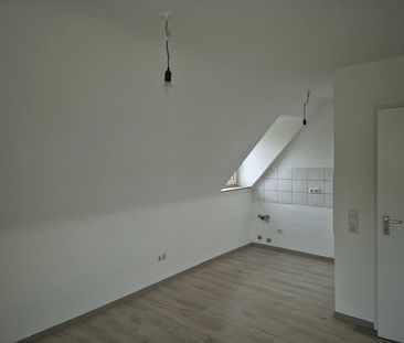 Preiswerte, individuelle 2,5-Zimmer-Wohnung mit Ausblick - Photo 1