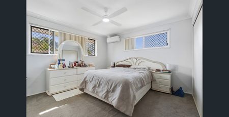 1 Coral Close, Birkdale QLD 4159 - House For Rent | Domain - Photo 2