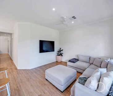 Open The Door to Effortless Elegance - Photo 4