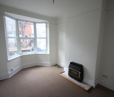 3 bedroom end of terrace house to rent - Photo 1