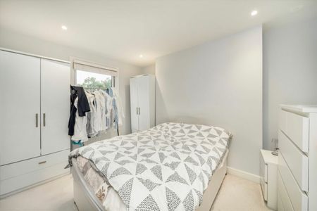 Kilburn Park Road - Photo 3