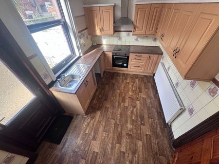 Lowndes Street, Preston - Photo 4