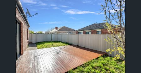 56 Mission Hills Way, Craigieburn, Vic 3064 - Photo 4