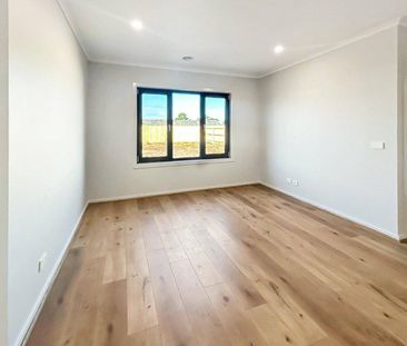 ENJOY THE SPACE OF THIS BRAND NEW 4 BEDROOM HOME - Photo 1