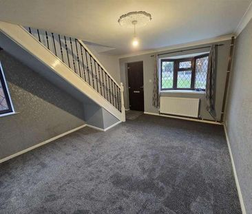 The Croft, Retford, DN22 - Photo 2