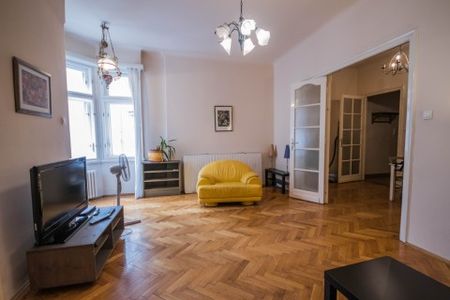 Károly körút - Photo 2