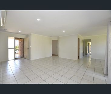 7 Finbay Avenue, Avoca, Qld 4670 - Photo 4