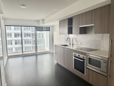 For Lease - 17 Bathurst Street Unit# 2305, Toronto, Ontario - Photo 3