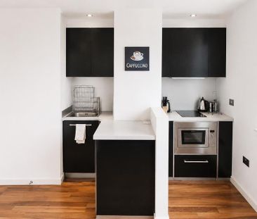 Studio to rent - Photo 3