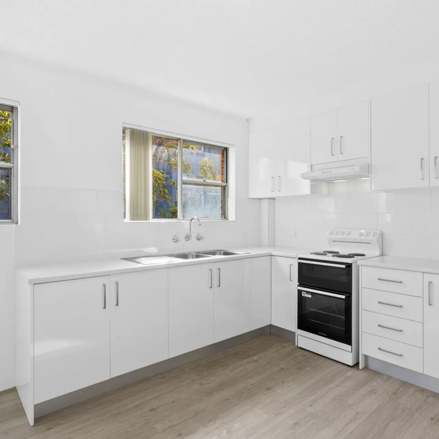 Convenience and lifestyle - Photo 1