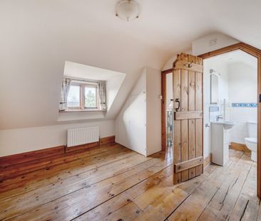 2 bedroom semi-detached house to rent - Photo 4