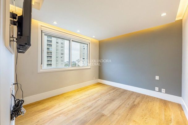 Apartamento com 3 quartos e 125m² para alugar em Jardim Europa, Porto Alegre. - Photo 1